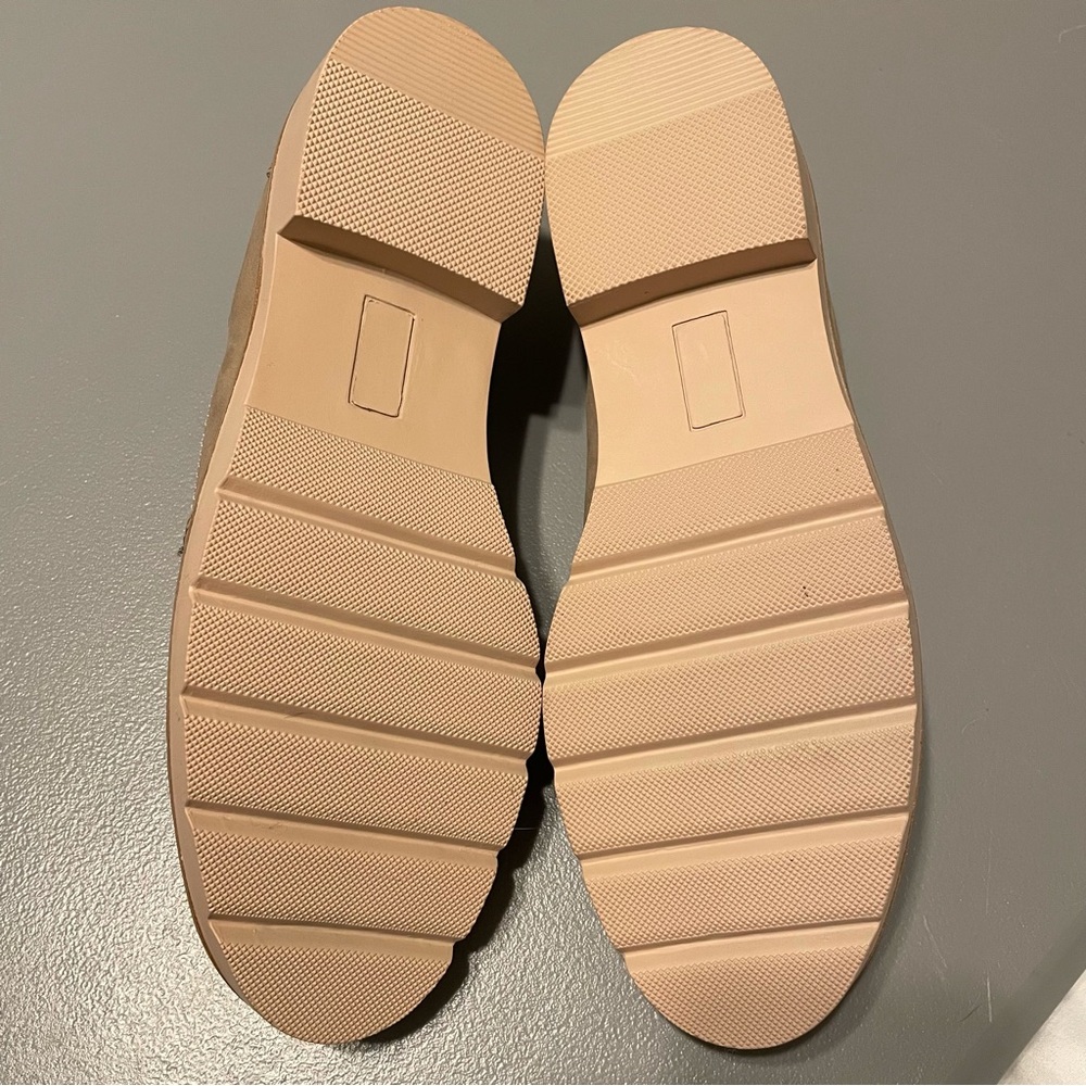 Blondo Phoebe Waterproof Slip-Ons - Picture 8 of 8